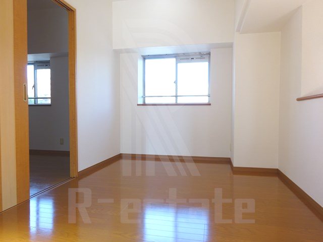 ピュアドームデュエル博多 リビング