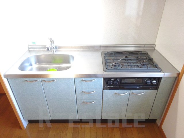 ピュアドームデュエル博多 キッチン