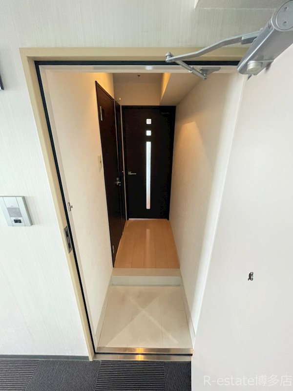 クラブオリエントNo72ハーバーイーストタワー 玄関