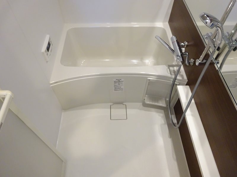 サヴォイラサブリエール 風呂画像