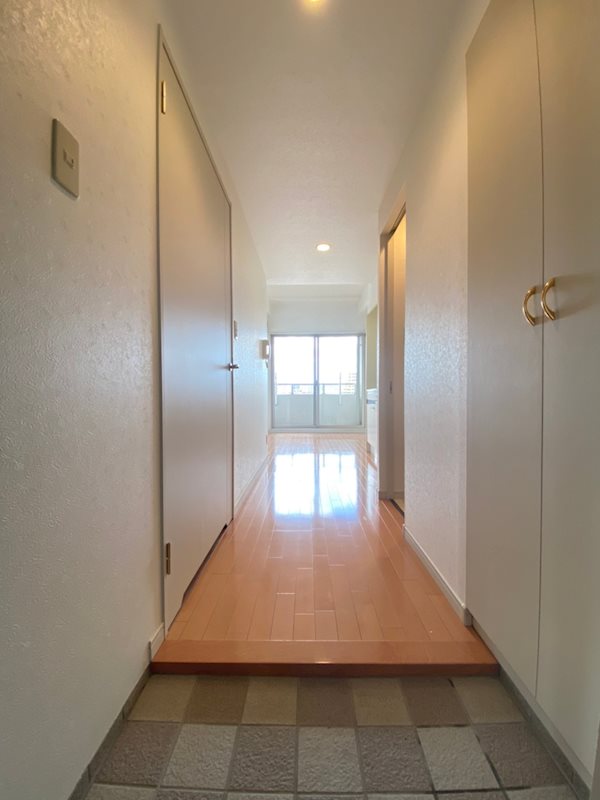 サヴォイエクセルシオール 玄関