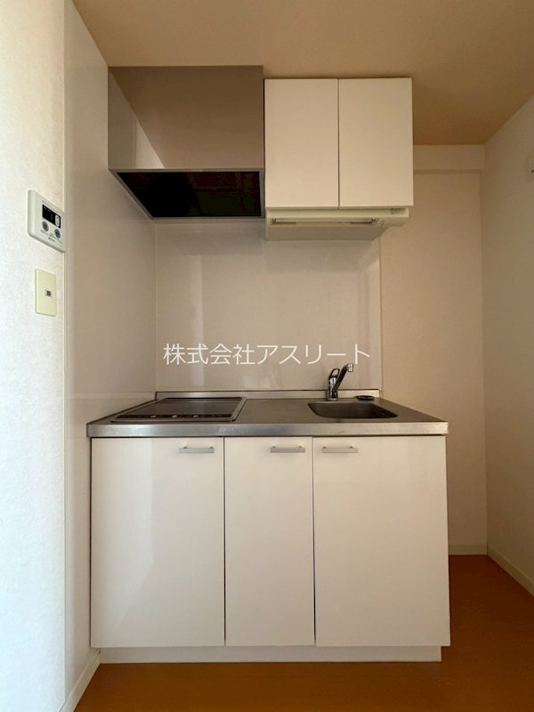 サヴォイテンジンクォーター キッチン