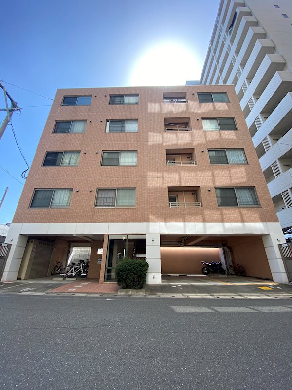 ホワイトキャッスル吉塚壱番館 201号室 外観