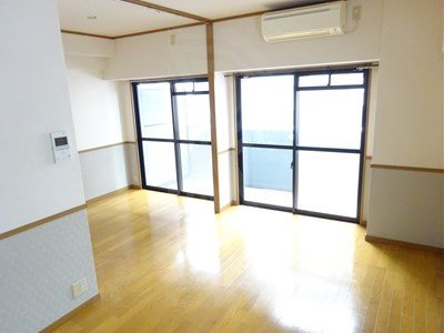 パンルネックスクリスタル博多駅南 リビング