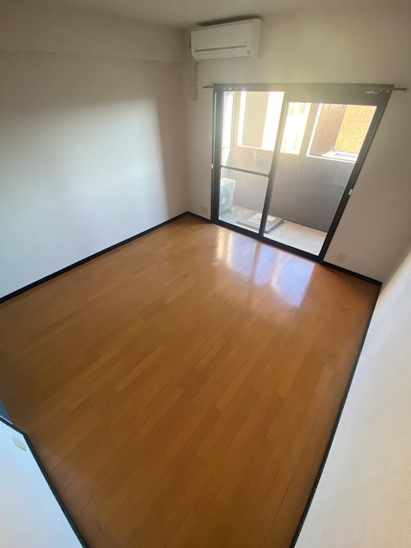 ピュアドームグランディ博多 ベッドルーム