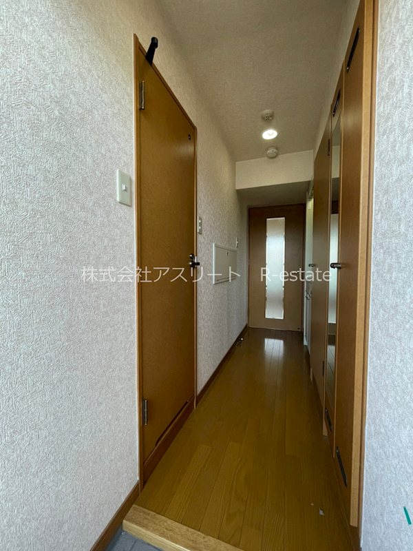 ダイナコートエスタディオ東公園3 玄関