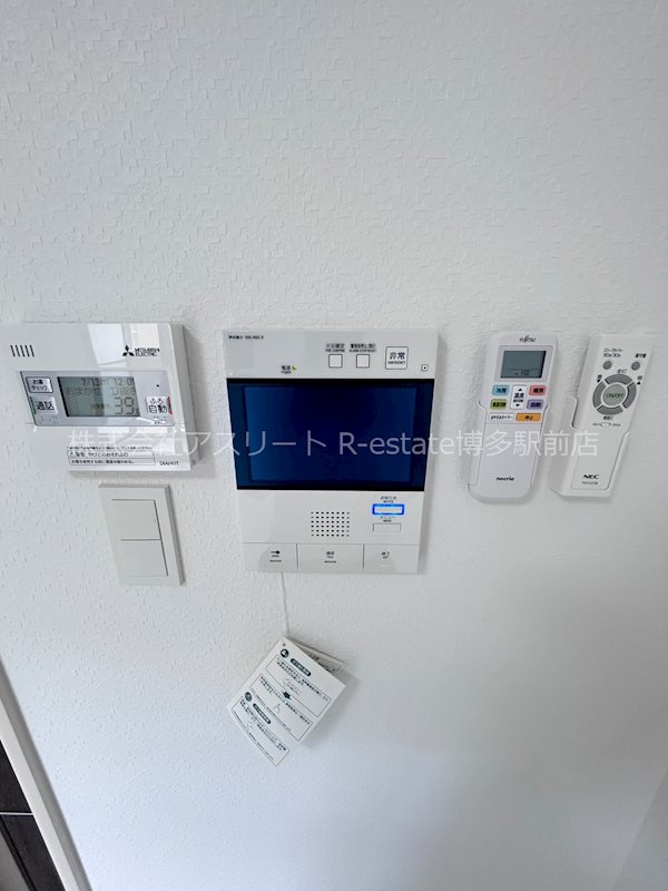 ドゥバーグ渡辺通 その他10