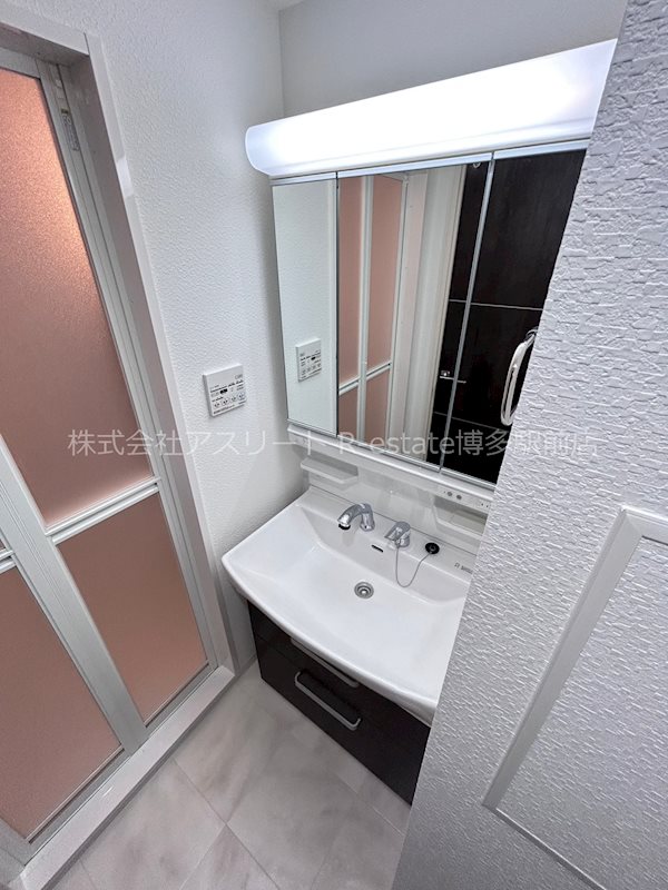 ドゥバーグ渡辺通 その他12