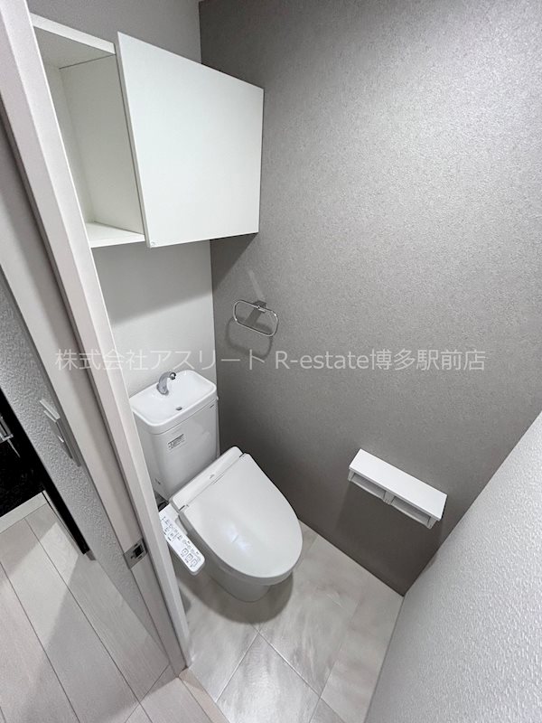 ドゥバーグ渡辺通 その他5