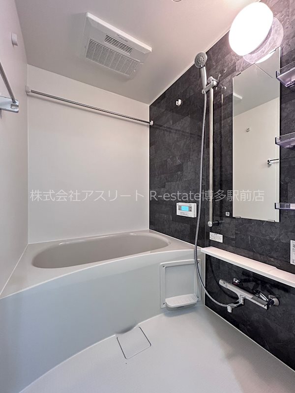 ドゥバーグ渡辺通 風呂画像