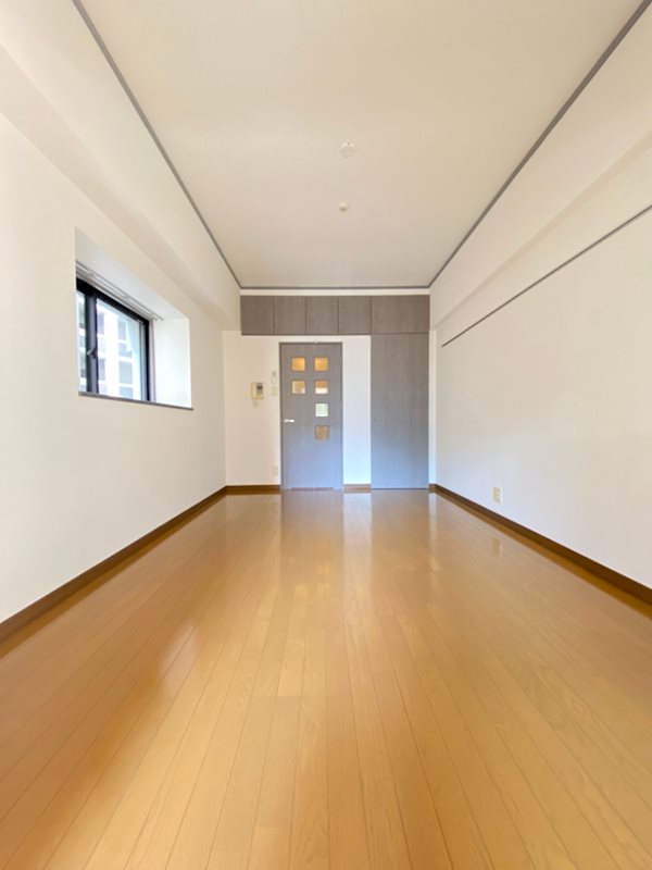 ロイヤル渡辺通154 ベッドルーム