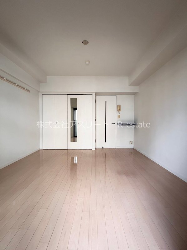 エンクレスト赤坂 リビング