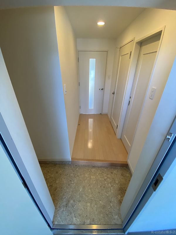 フォレストコート住吉 玄関