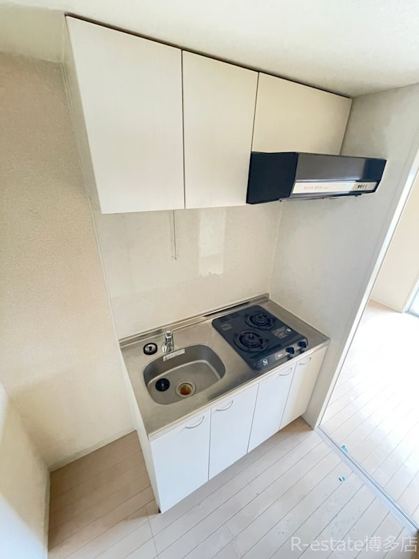 エステムプラザ天神EASTプレミアムタワー キッチン