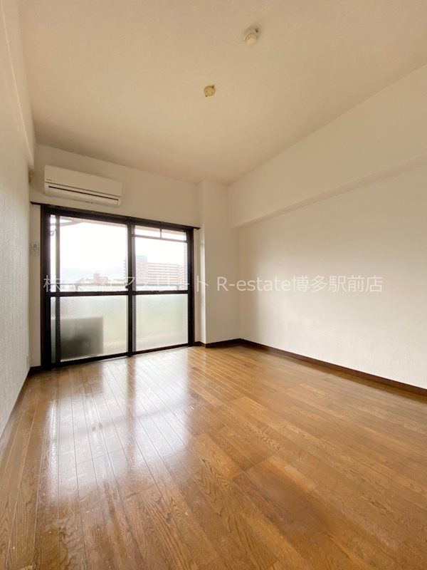 エステートモア博多駅前 リビング