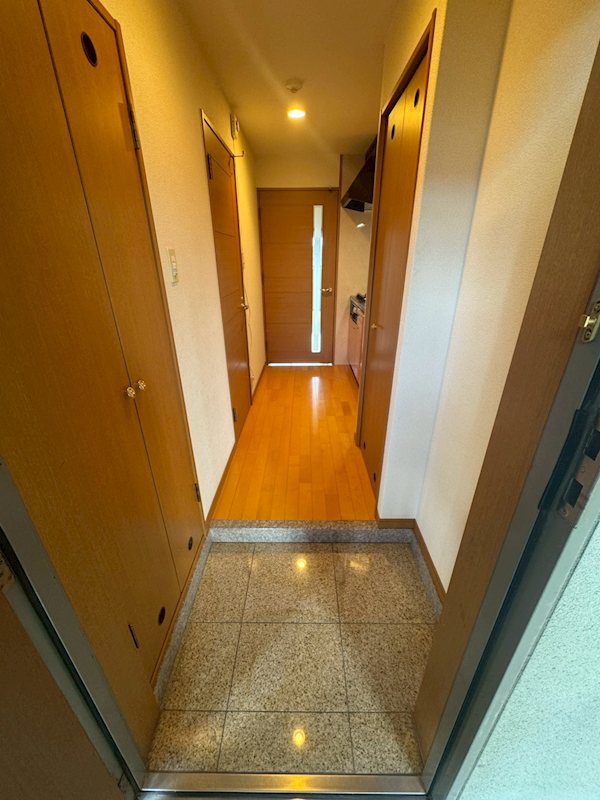 ピュアドーム箱崎アートリア 玄関