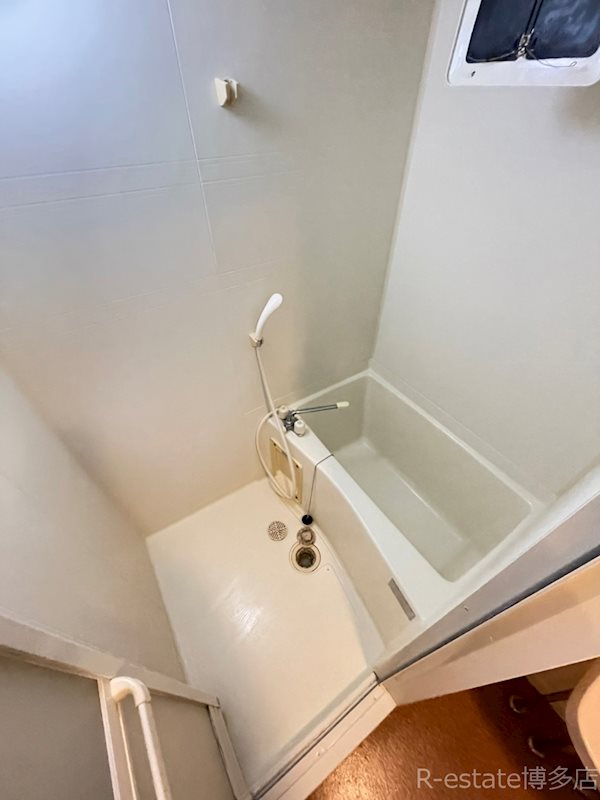 ダイナコートスタシオン博多 風呂画像