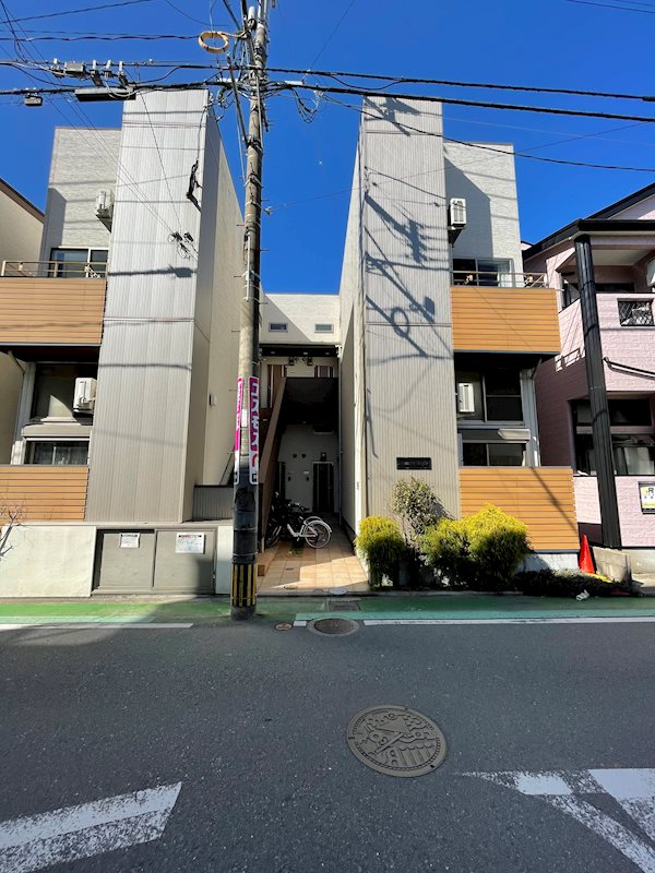 Square style 102号室 外観