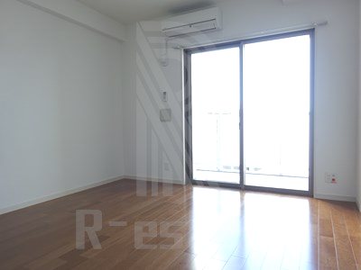 サヴォイ箱崎邸園 リビング