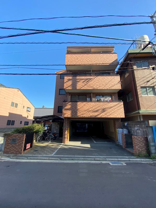 ピュア県庁北 202号室 外観