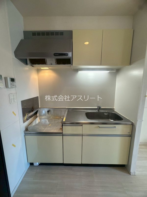 Grandtic KAREN博多駅南 キッチン