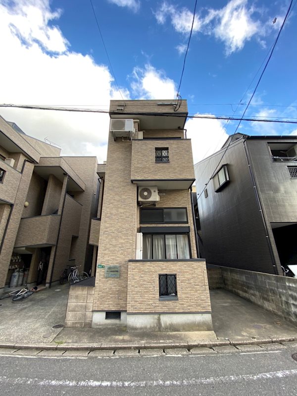 ピュア東比恵壱番館 101号室 外観