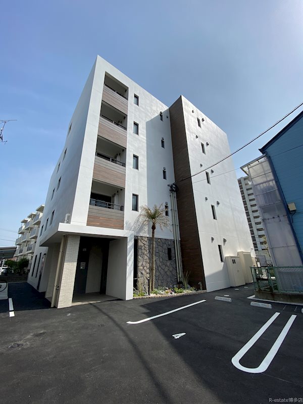 ソルヴェール馬出 405号室 外観