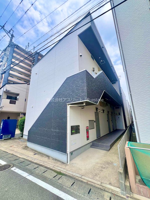 LAVERT吉塚 101号室 外観