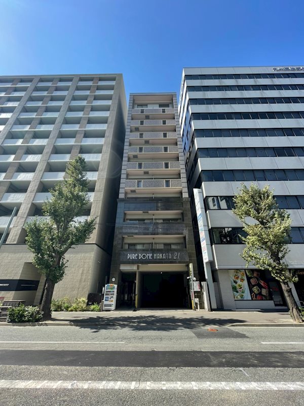 ピュアドーム博多21 302号室 外観
