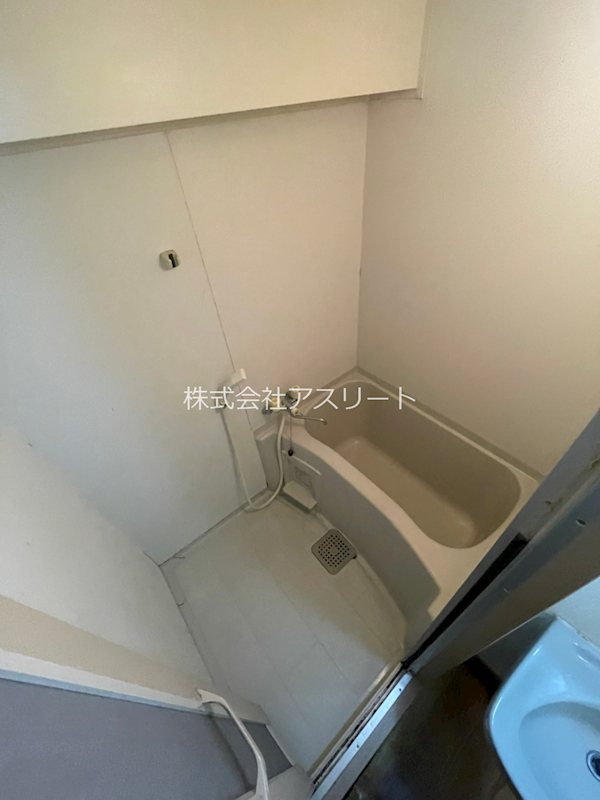 エステートモア博多グランB棟 風呂画像