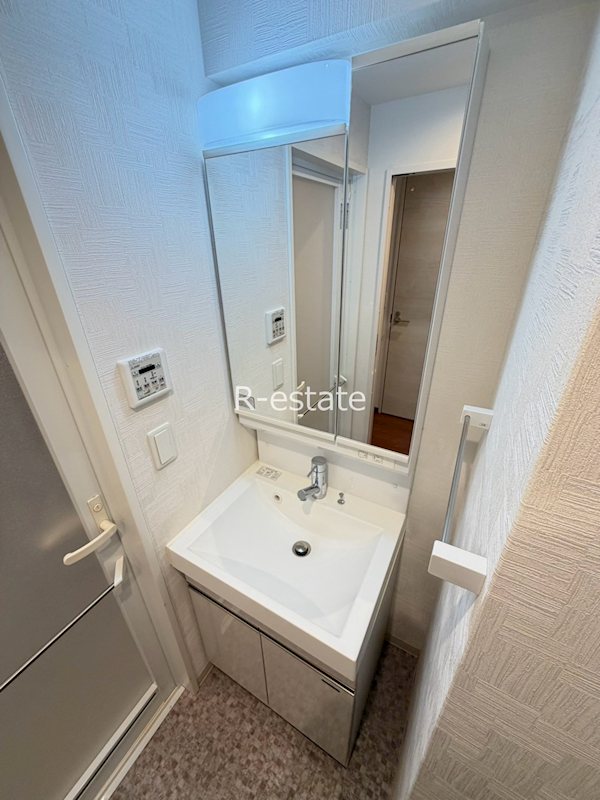 CINQ　IWASE　BLD その他8