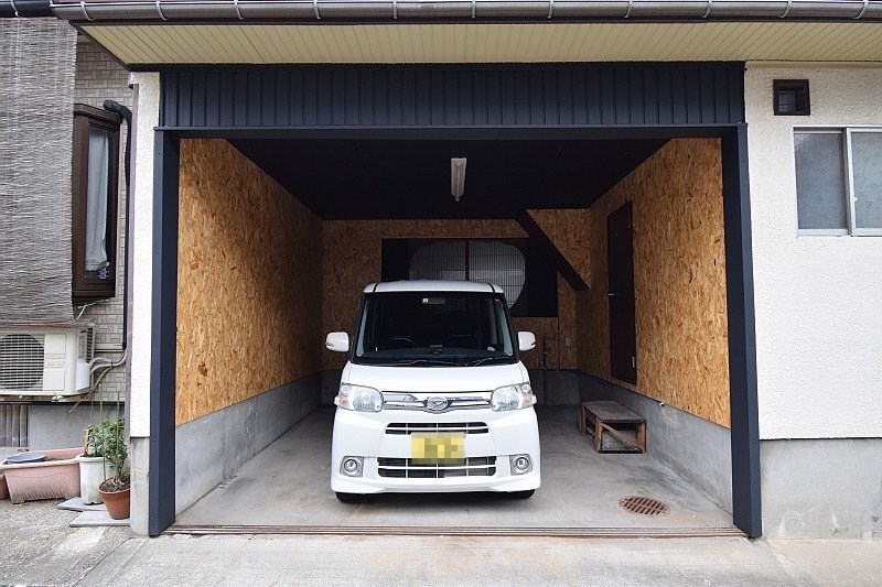シープレーリー千石町A 駐車場