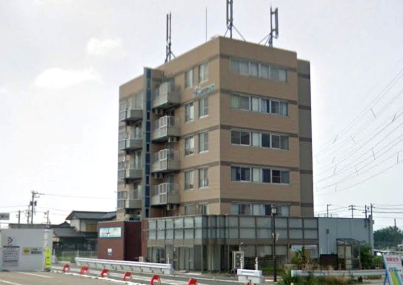 SUNZEUSビル高岡 外観