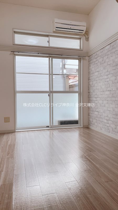 リライアンス六浦   リビング