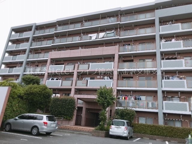 カームコート八景島 405号室 外観