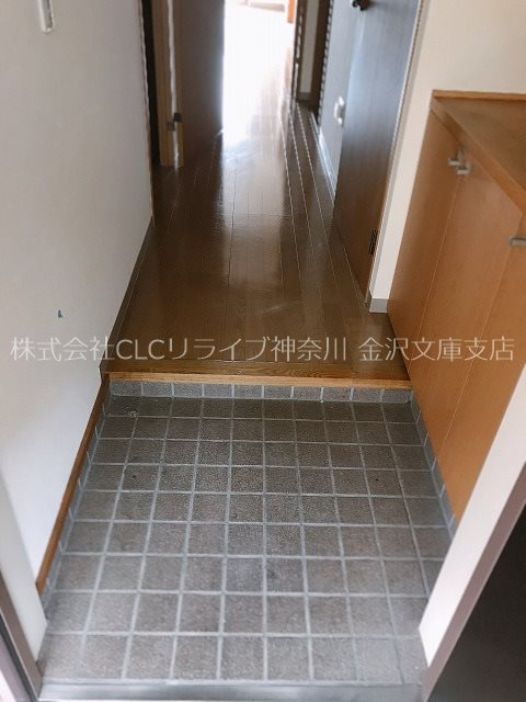 カームコート八景島 玄関