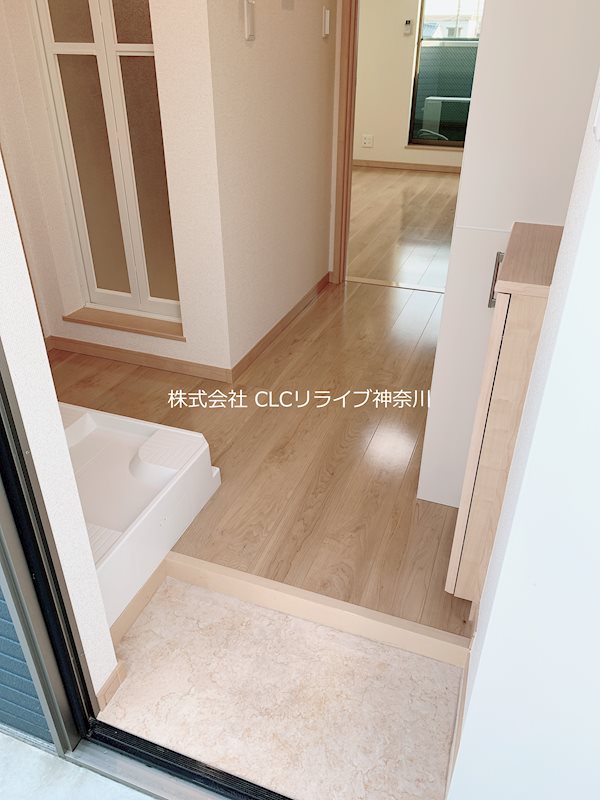 シャルム金沢文庫 玄関