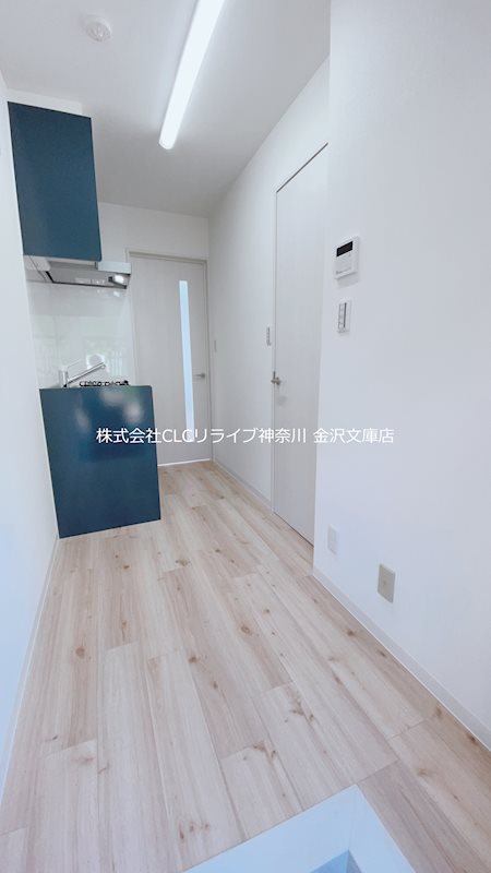こづみコーポラス 玄関