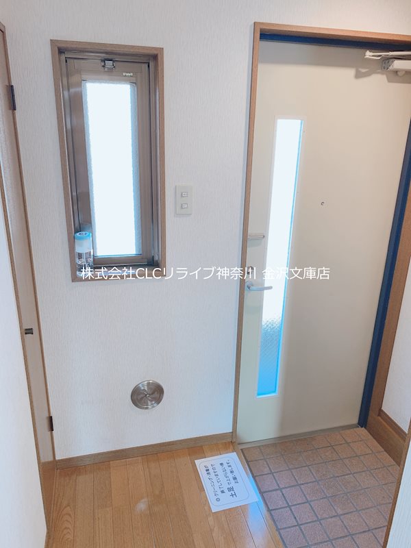 ライフモリ2号館   玄関