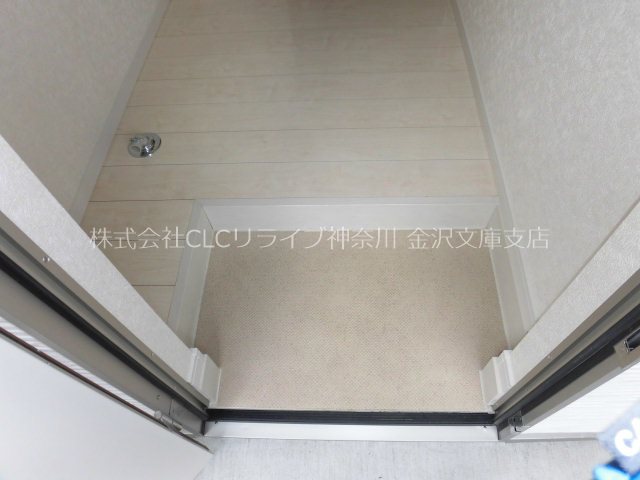 セレーノ金沢八景  玄関