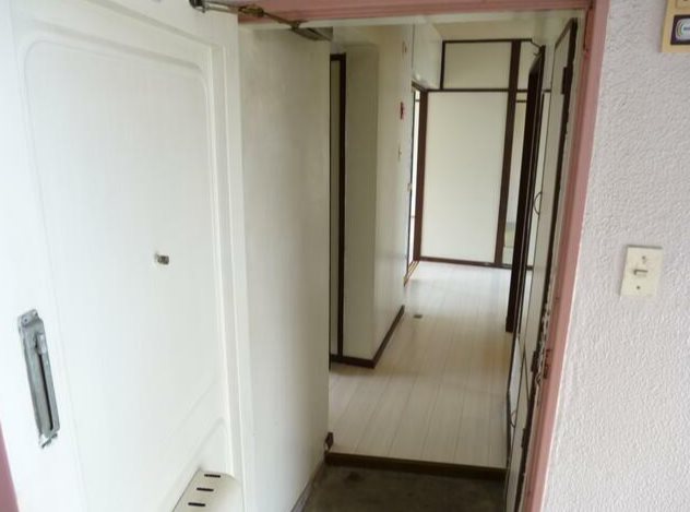 東芝杉田コーポ　Ⅾ棟 玄関