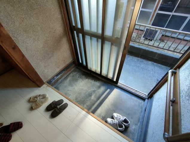 六浦東戸建て 玄関