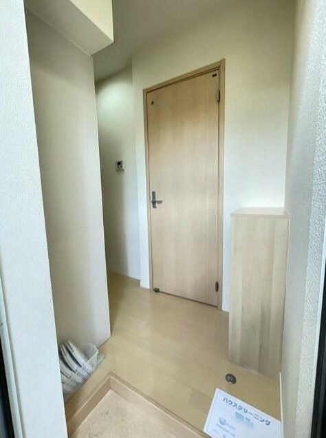 アビターレ杉田 玄関