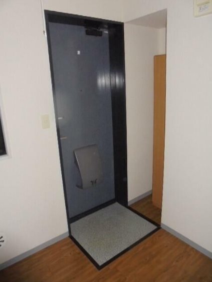 シーサイドパレス新杉田 玄関