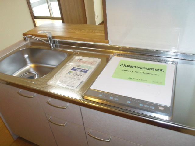 栄屋ビル キッチン