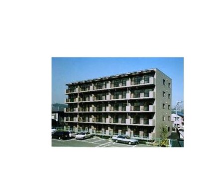 パインクレスト３号館 302号室 外観