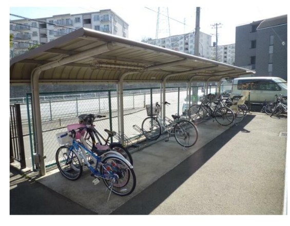 パインクレスト３号館 その他5