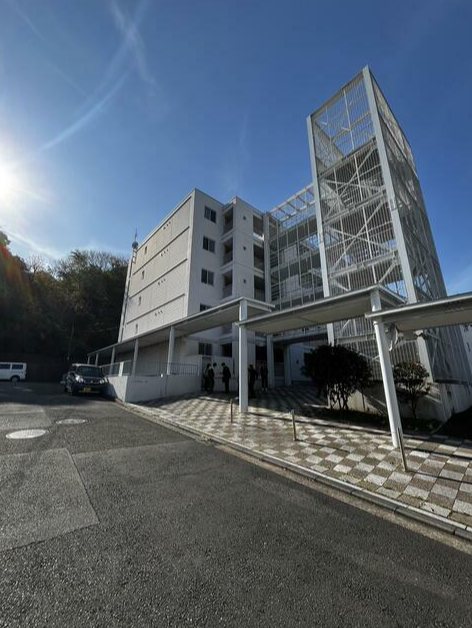 ベルヴィ能見台Ａ棟 外観写真