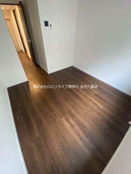 ベイルーム横須賀鷹取 リビング