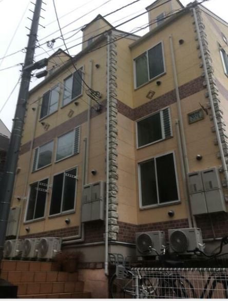 キャトル上大岡 201号室 外観